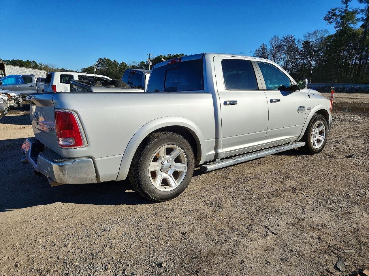 2016 RAM 1500 LONGHORN photo 3