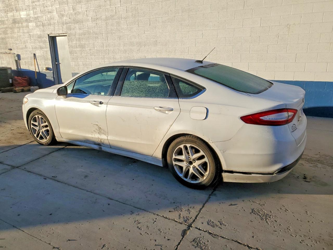 2015 FORD FUSION SE photo 3