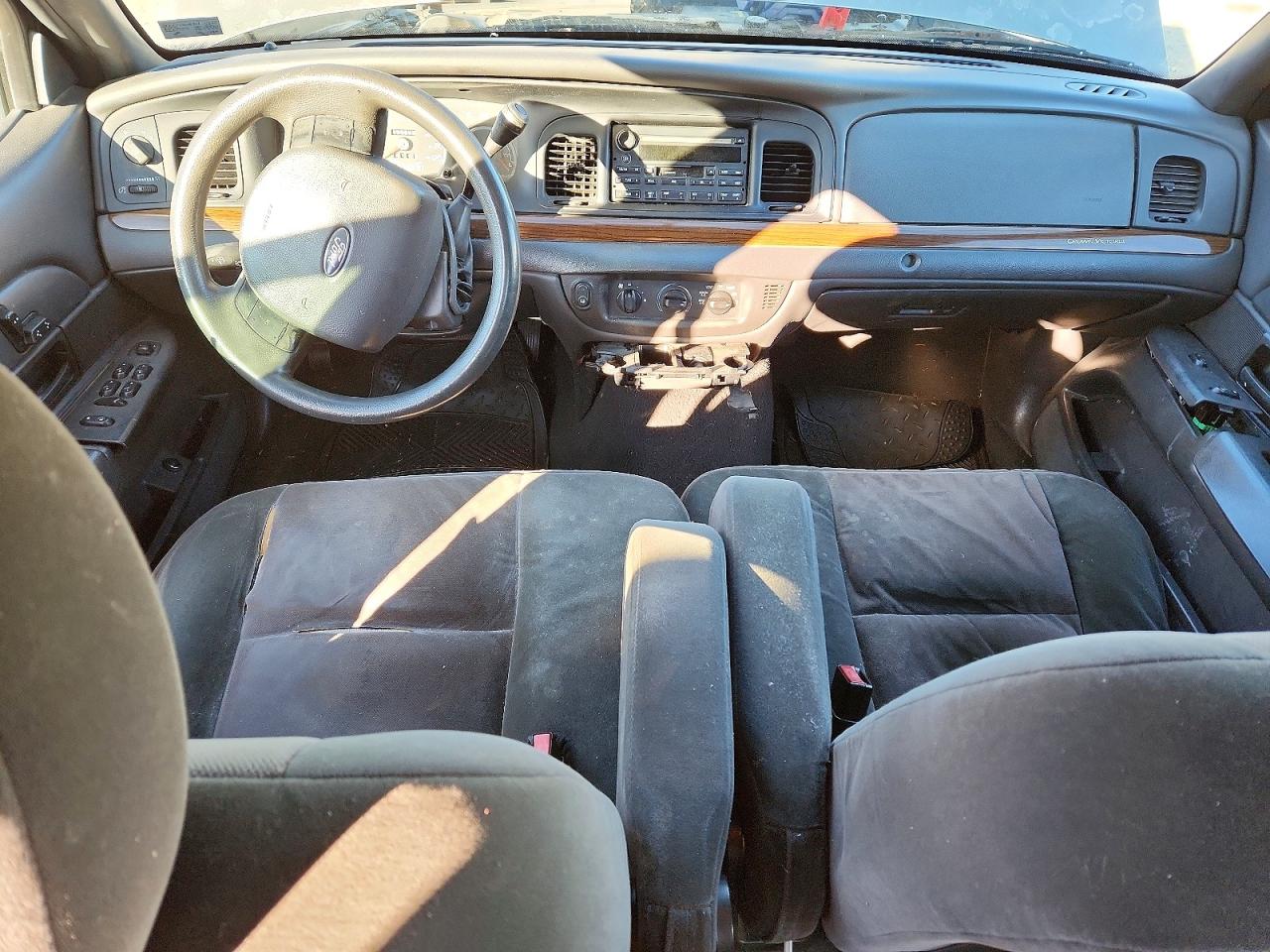 2005 FORD CROWN VICTORIA photo 8