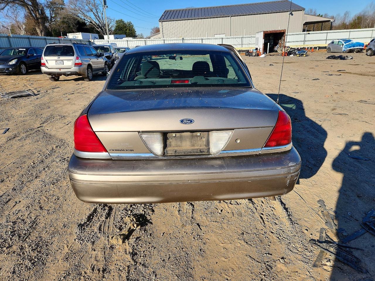2005 FORD CROWN VICTORIA photo 6