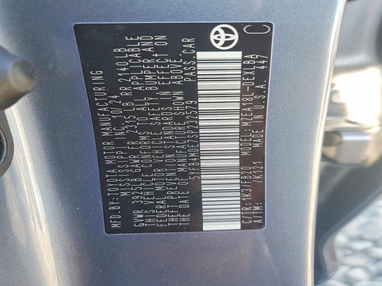 2025 TOYOTA COROLLA LE photo 12