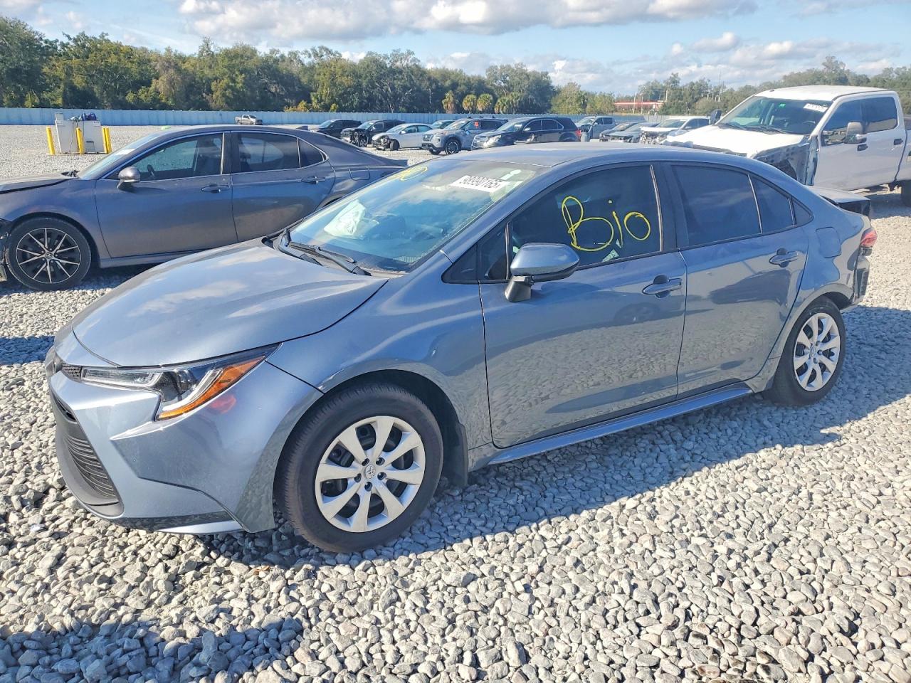 2025 TOYOTA COROLLA