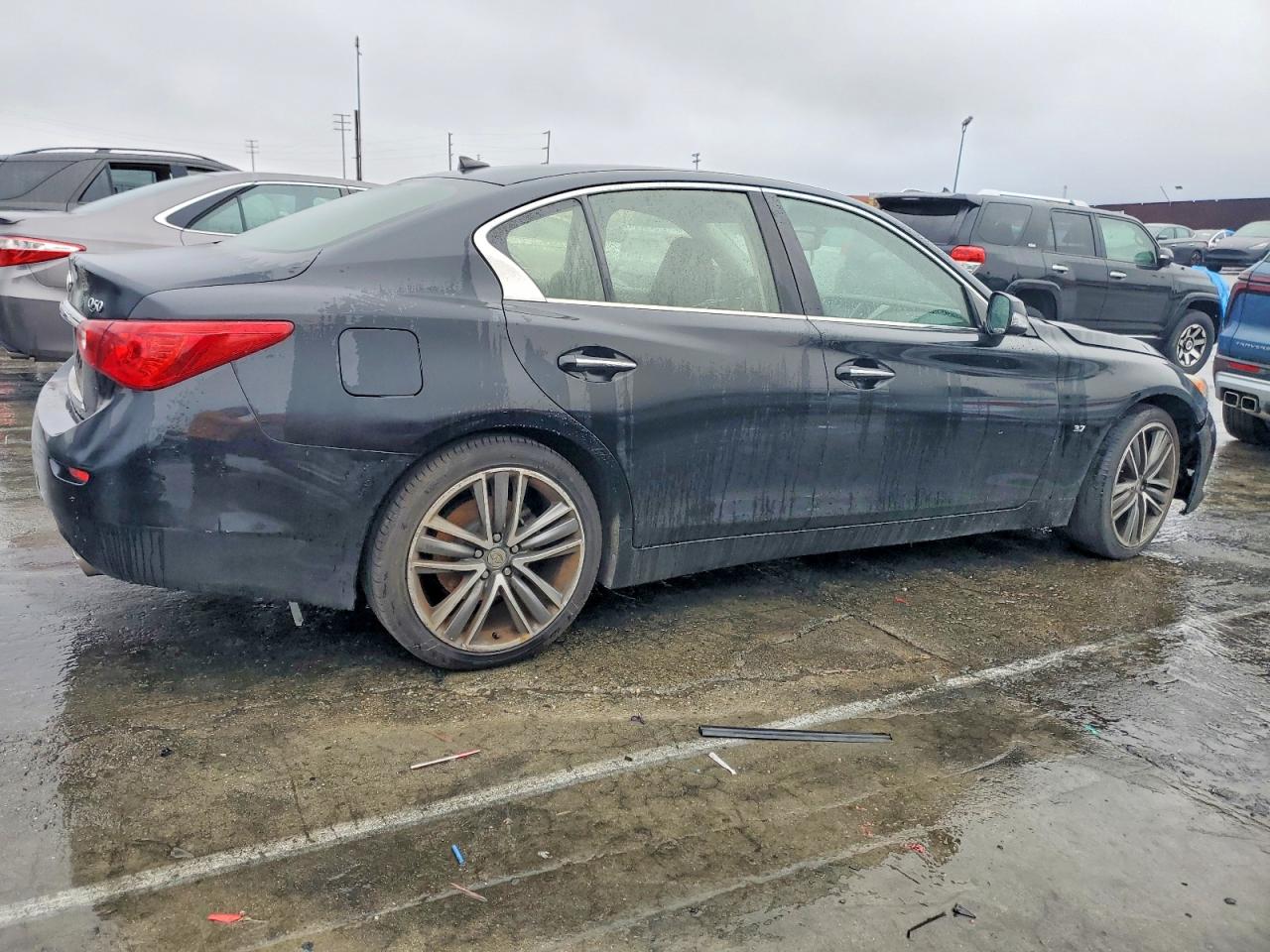 2015 INFINITI Q50 BASE photo 3