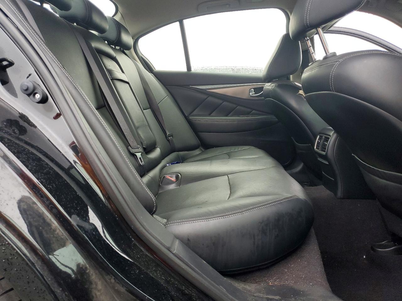 2015 INFINITI Q50 BASE photo 10