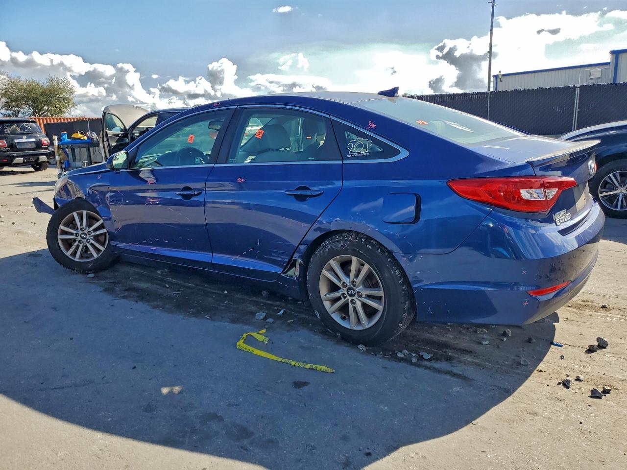 2016 HYUNDAI SONATA SE photo 2