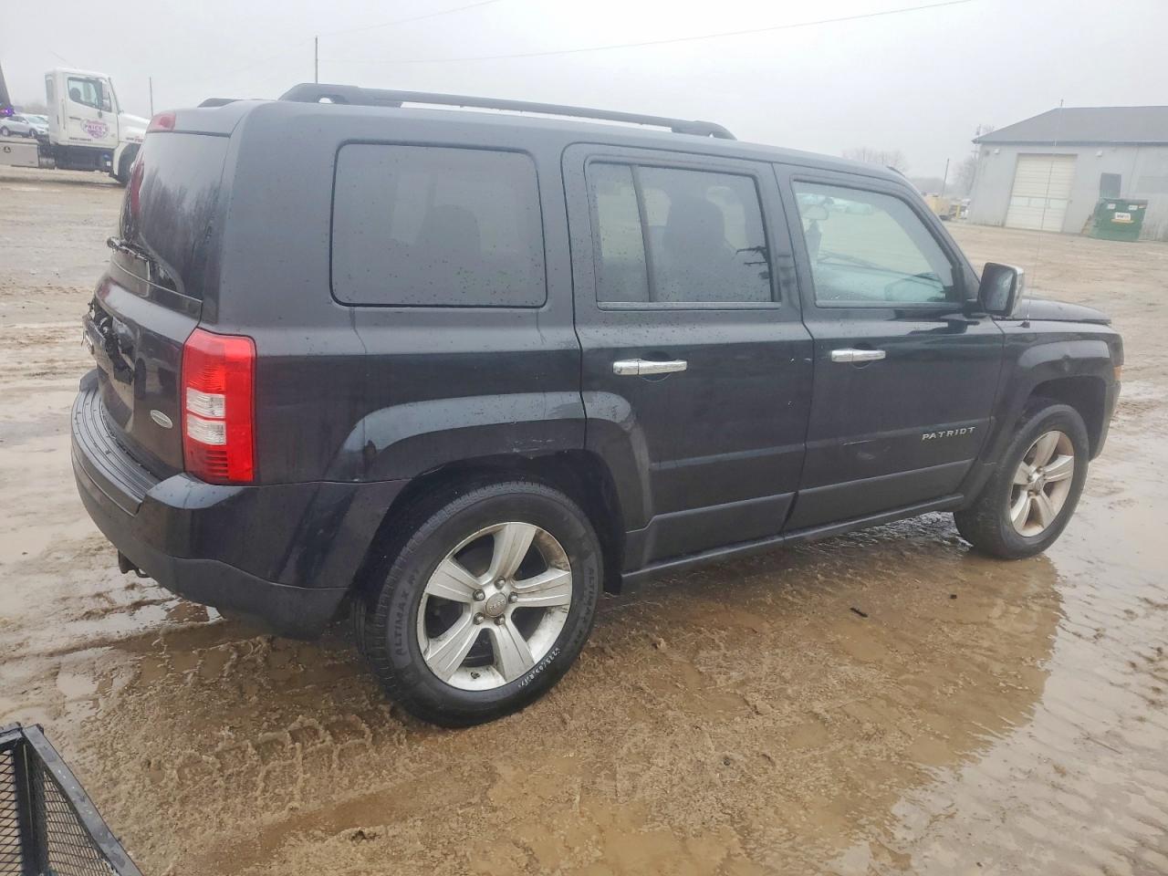 2012 JEEP PATRIOT LATITUDE photo 3