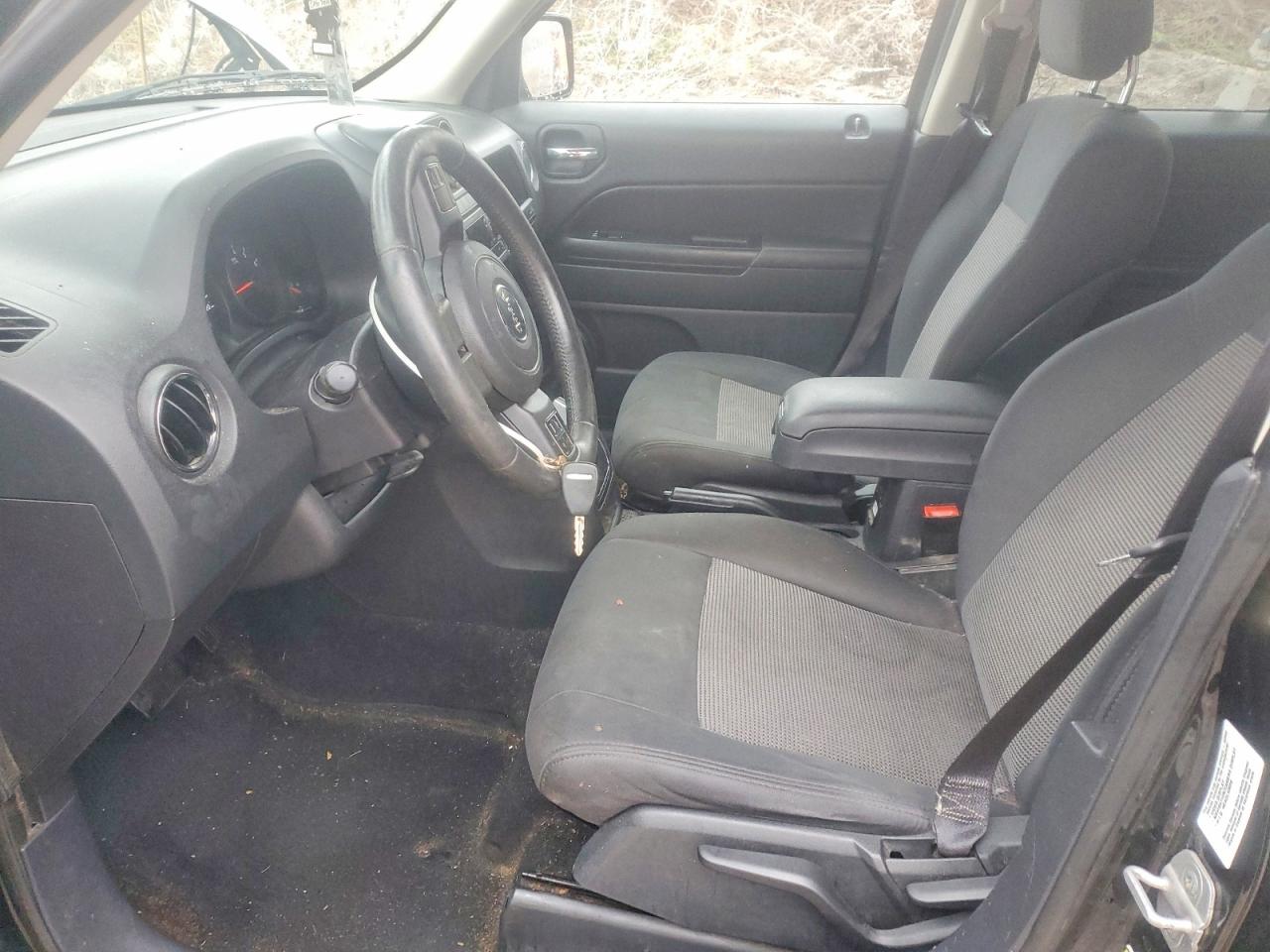 2012 JEEP PATRIOT LATITUDE photo 7