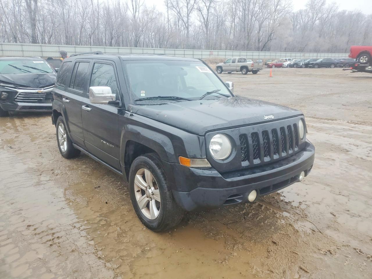 2012 JEEP PATRIOT LATITUDE photo 4