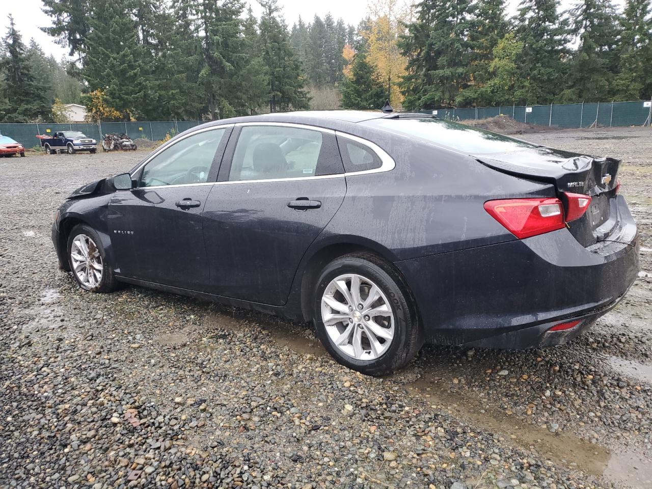 2023 CHEVROLET MALIBU LT photo 2