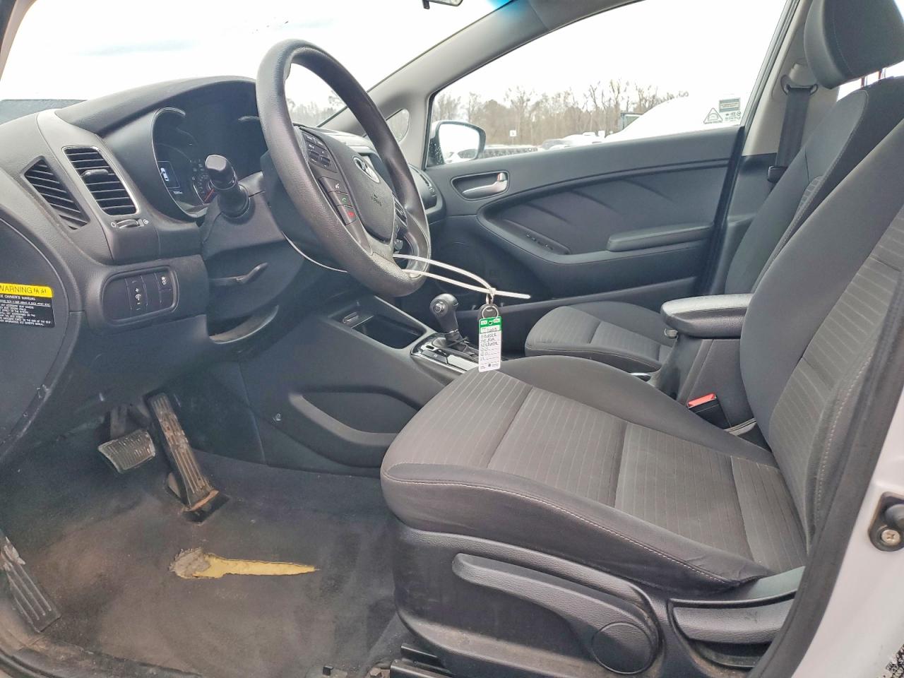 2018 KIA FORTE LX photo 19