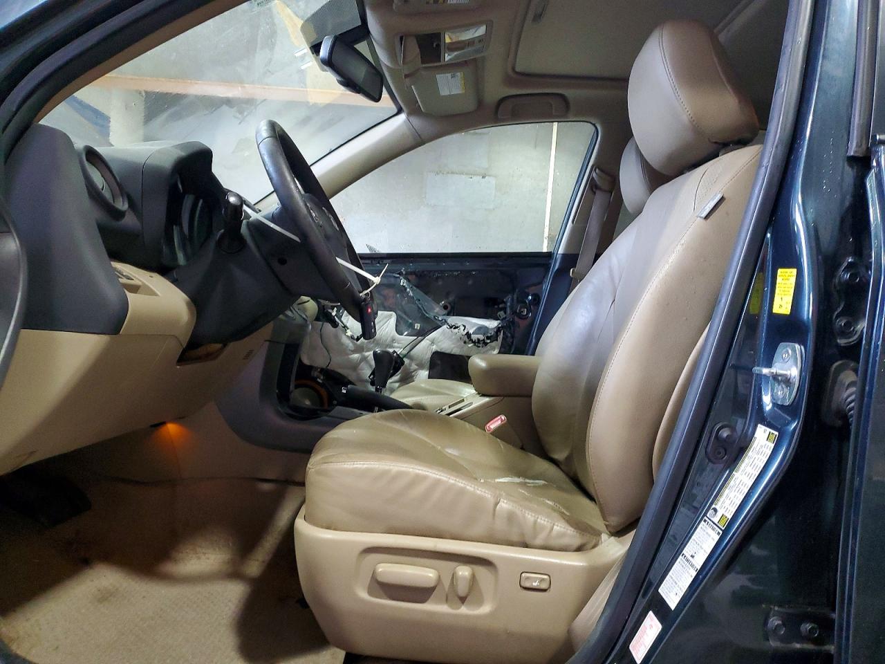 2010 TOYOTA RAV4 LIMITED photo 7
