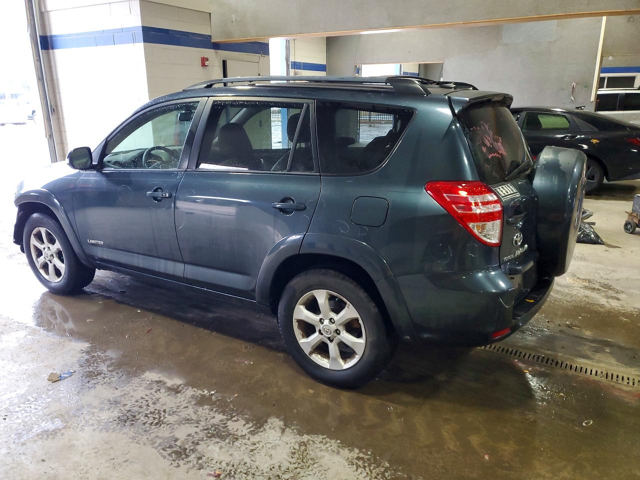 2010 TOYOTA RAV4 LIMITED photo 2