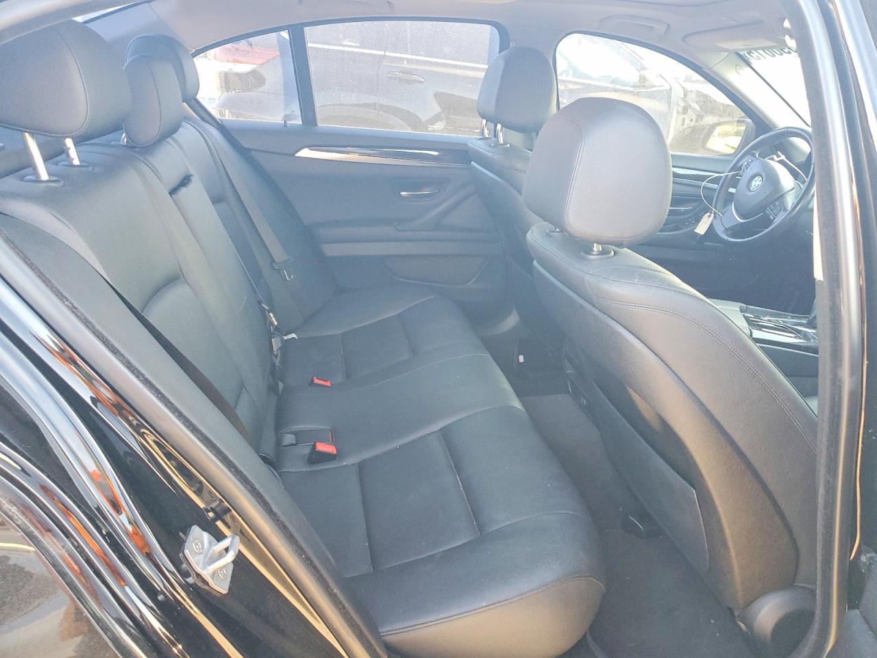 2016 BMW 528 I photo 28