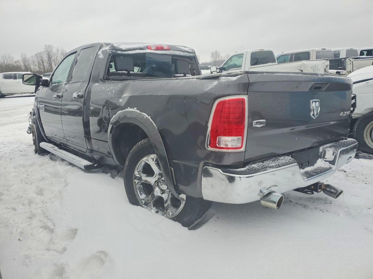 2015 RAM 1500 LARAMIE photo 2