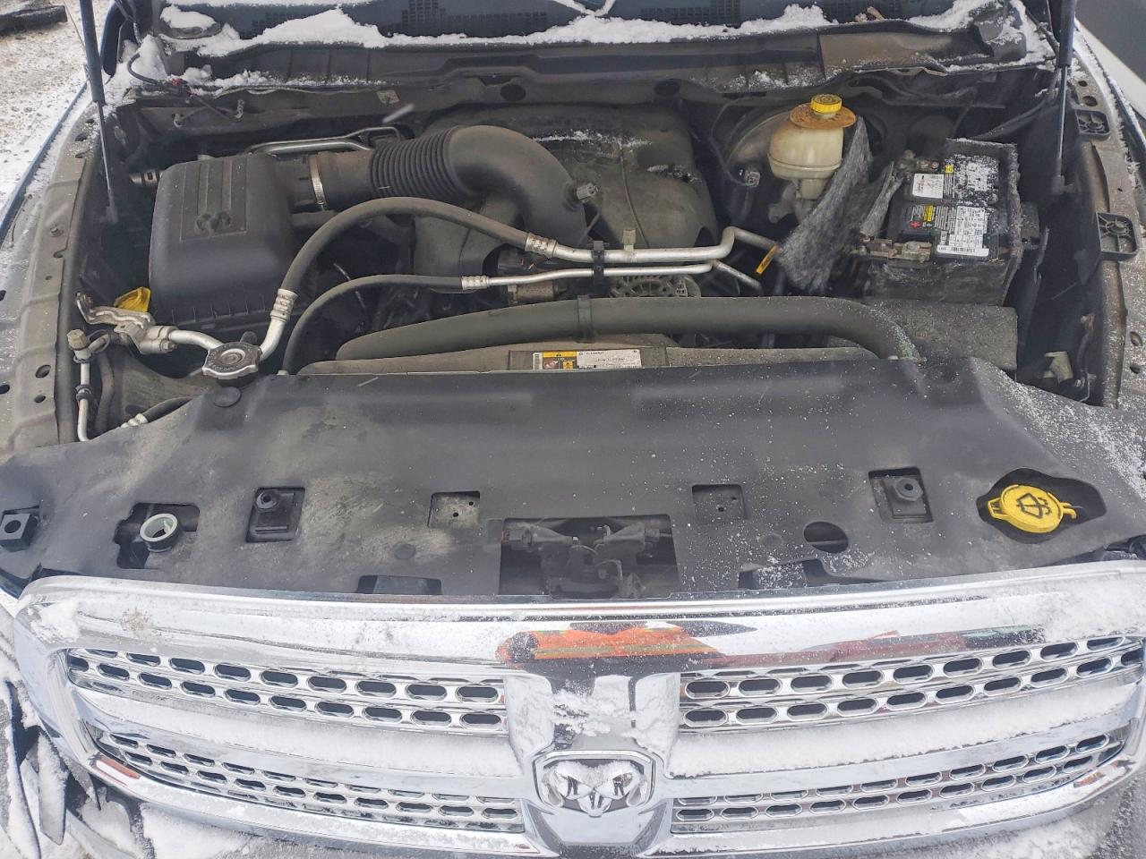 2015 RAM 1500 LARAMIE photo 11