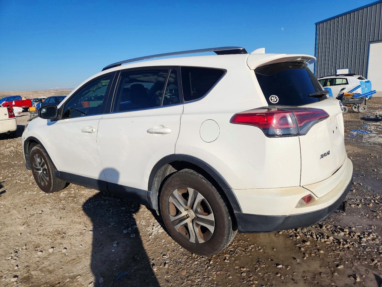 2016 TOYOTA RAV4 LE photo 2