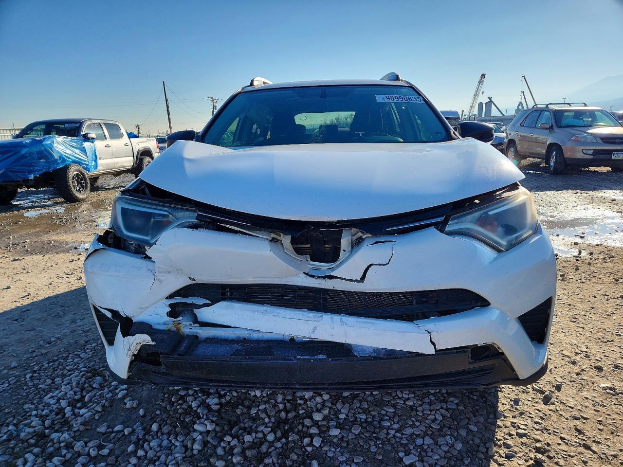 2016 TOYOTA RAV4 LE photo 5
