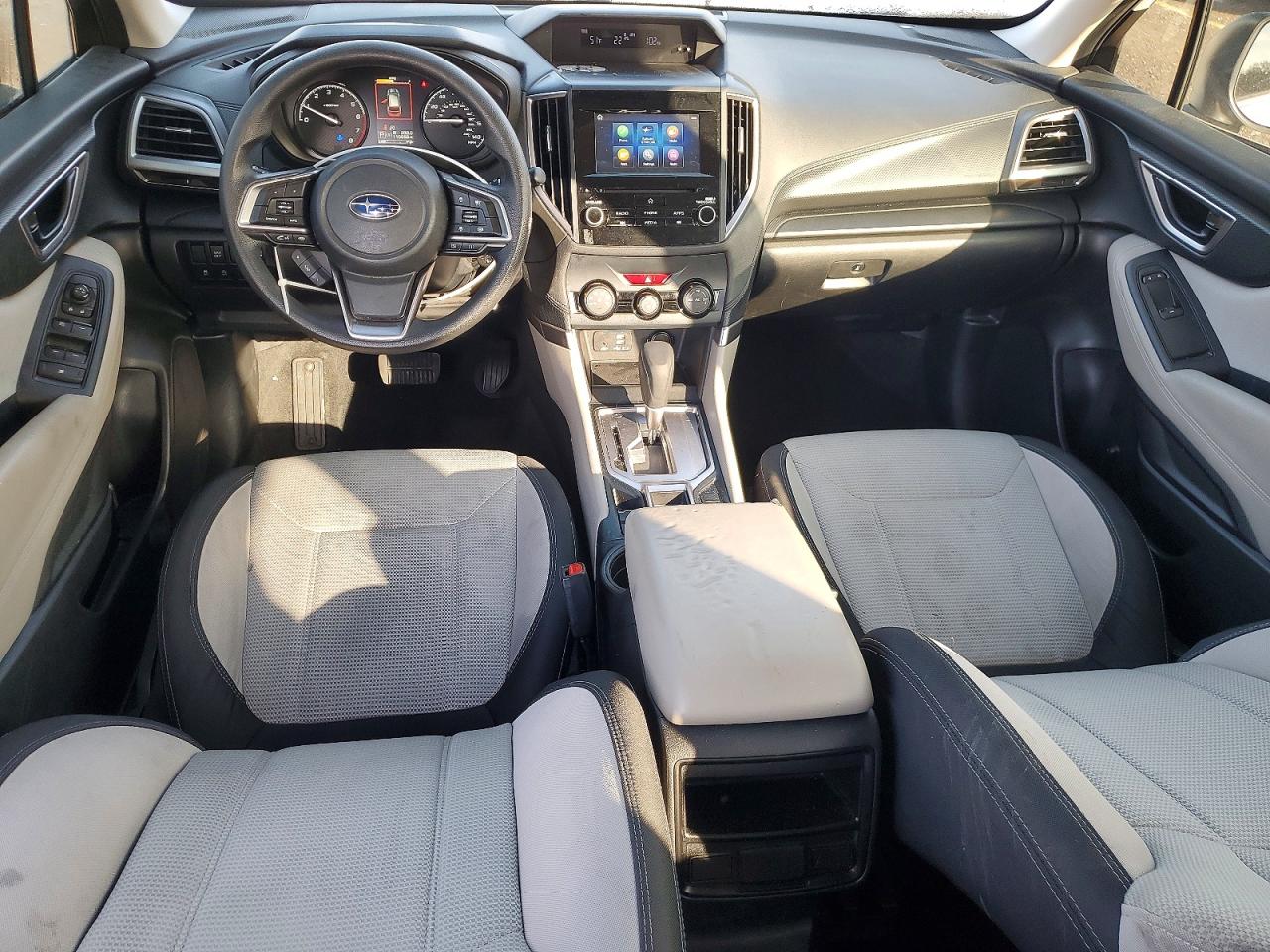 2021 SUBARU FORESTER photo 8
