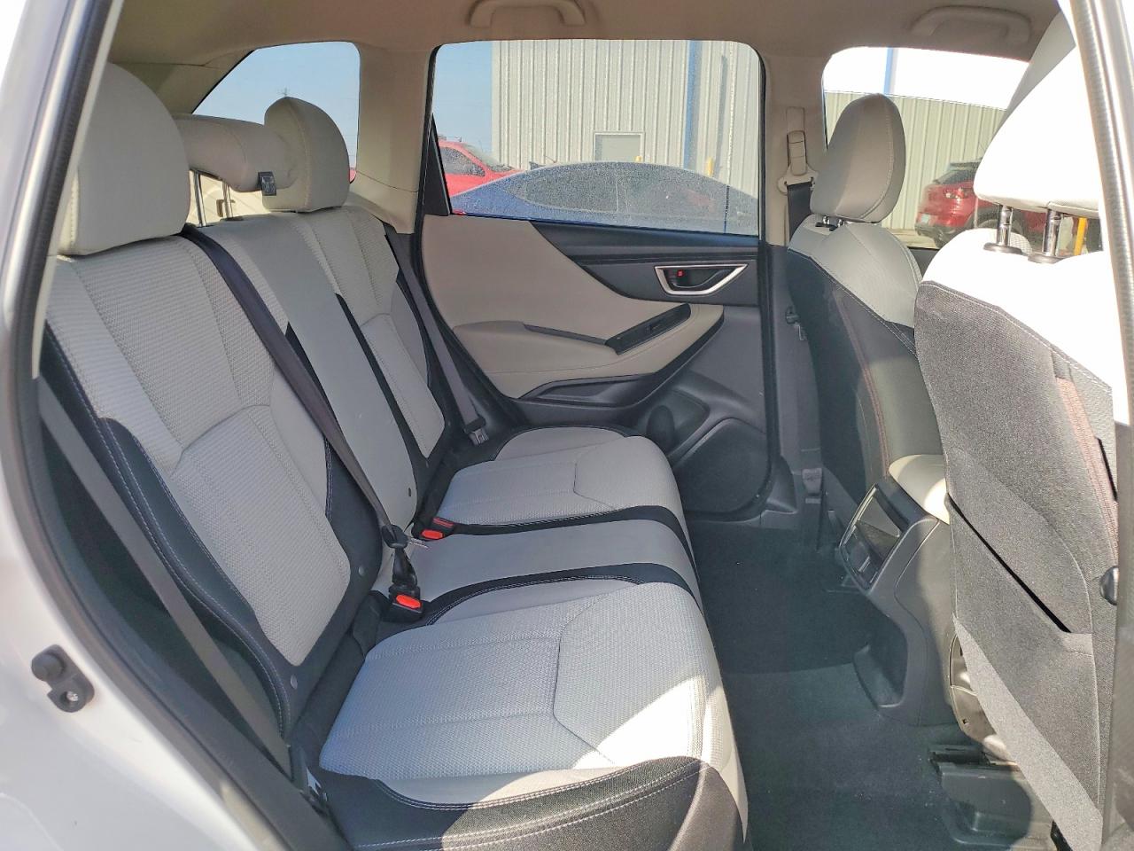 2021 SUBARU FORESTER photo 11