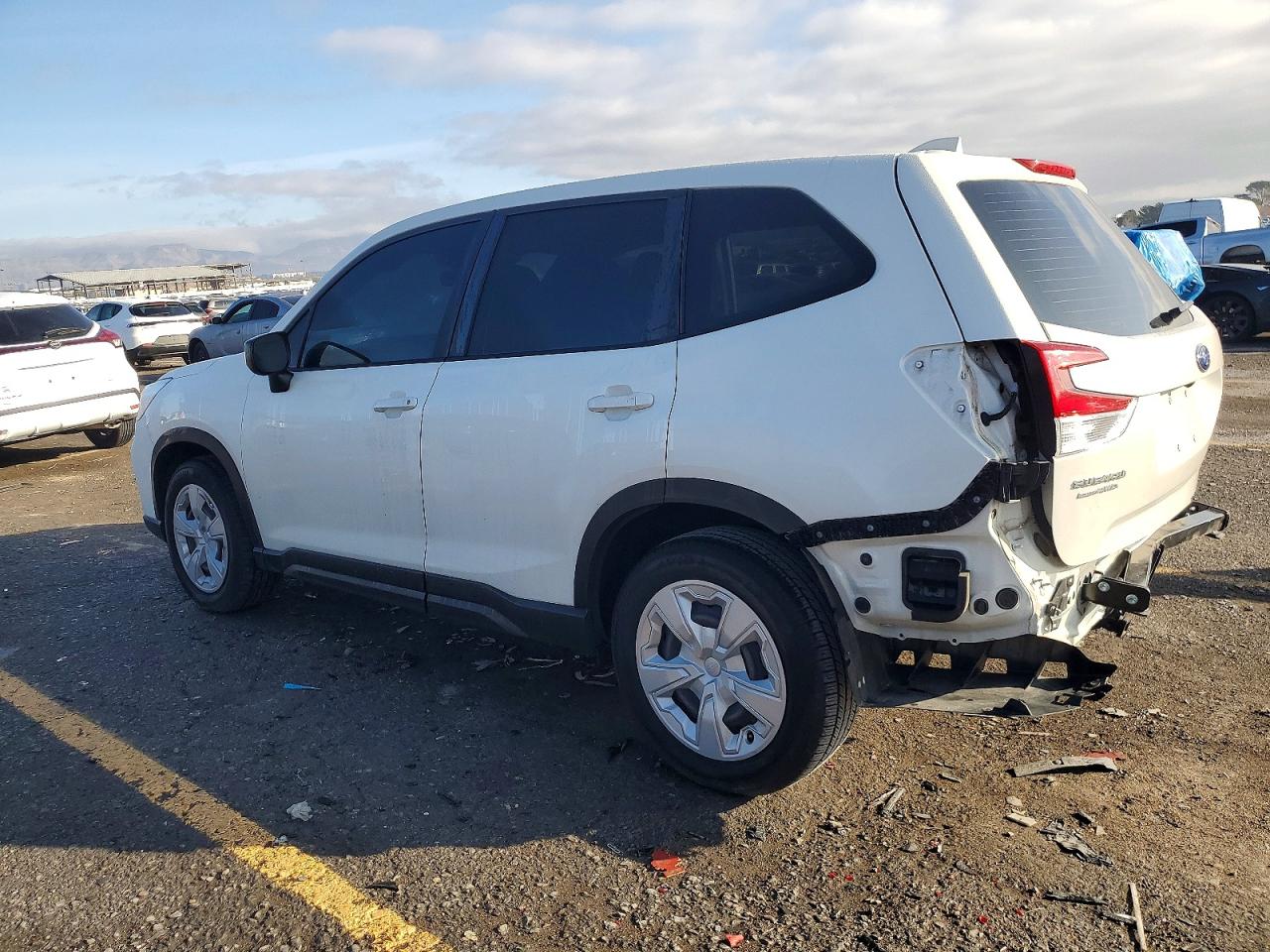 2021 SUBARU FORESTER photo 2