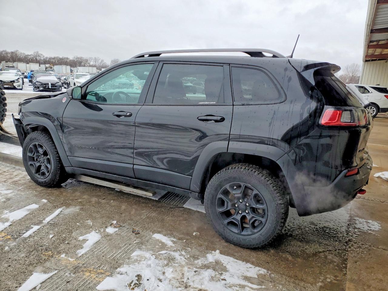 2019 JEEP CHEROKEE TRAILHAWK photo 3