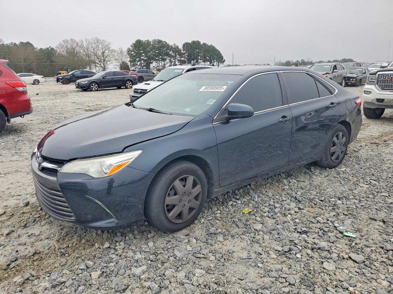 2016 TOYOTA CAMRY