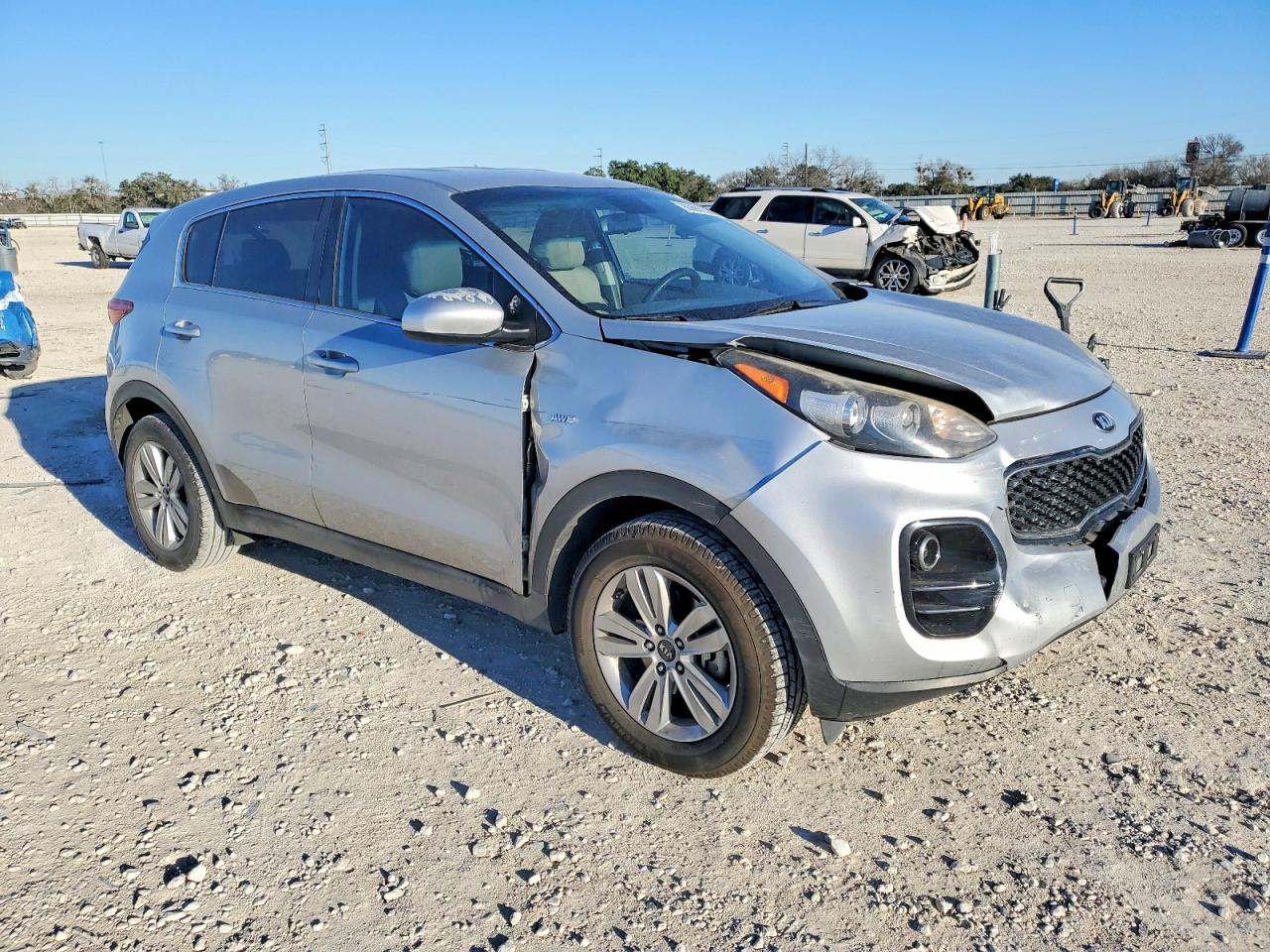 2017 KIA SPORTAGE LX photo 4