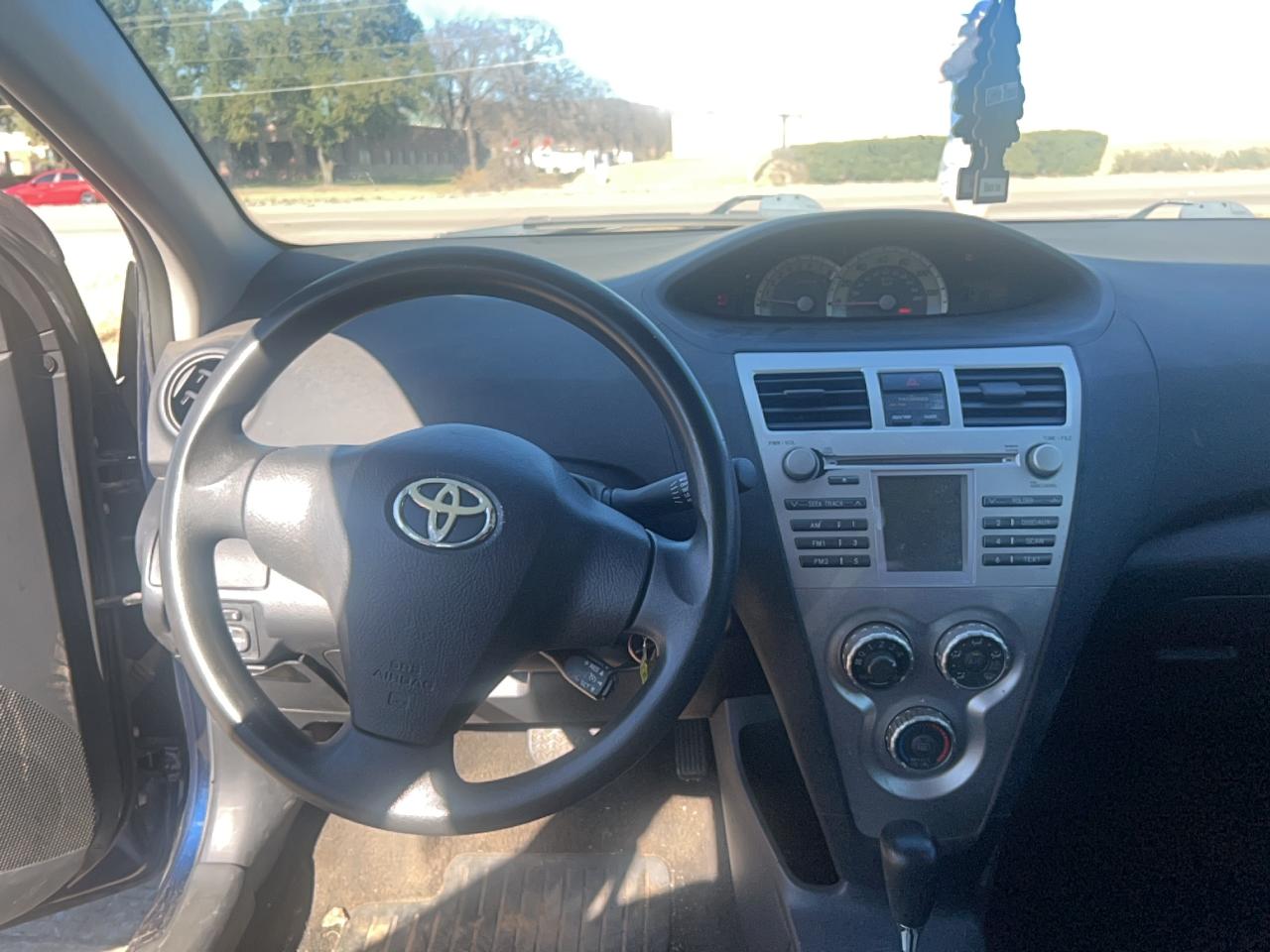 2008 TOYOTA YARIS photo 9