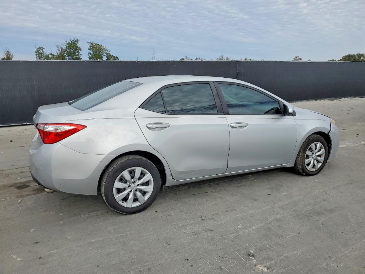 2016 TOYOTA COROLLA L photo 5