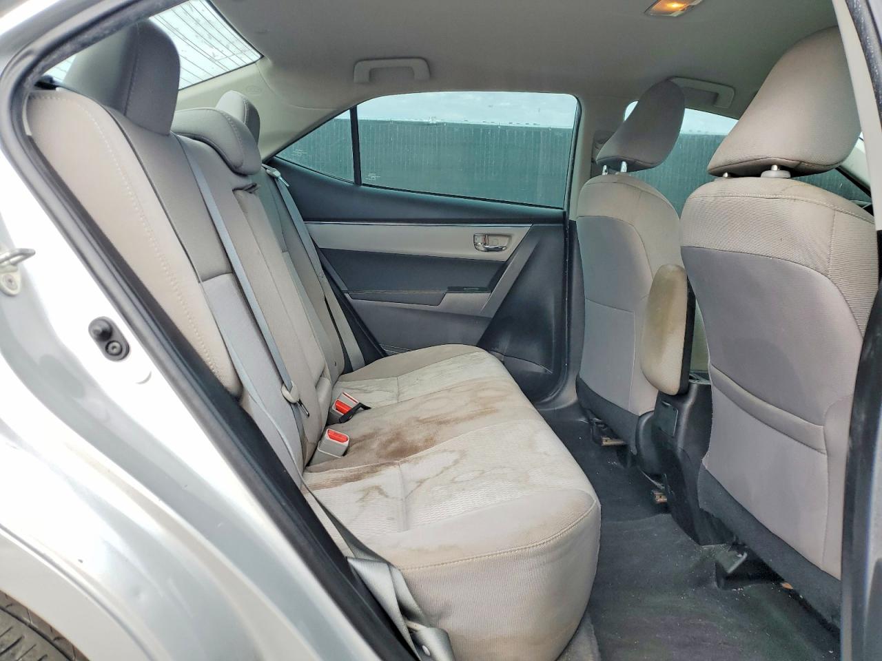 2016 TOYOTA COROLLA L photo 19