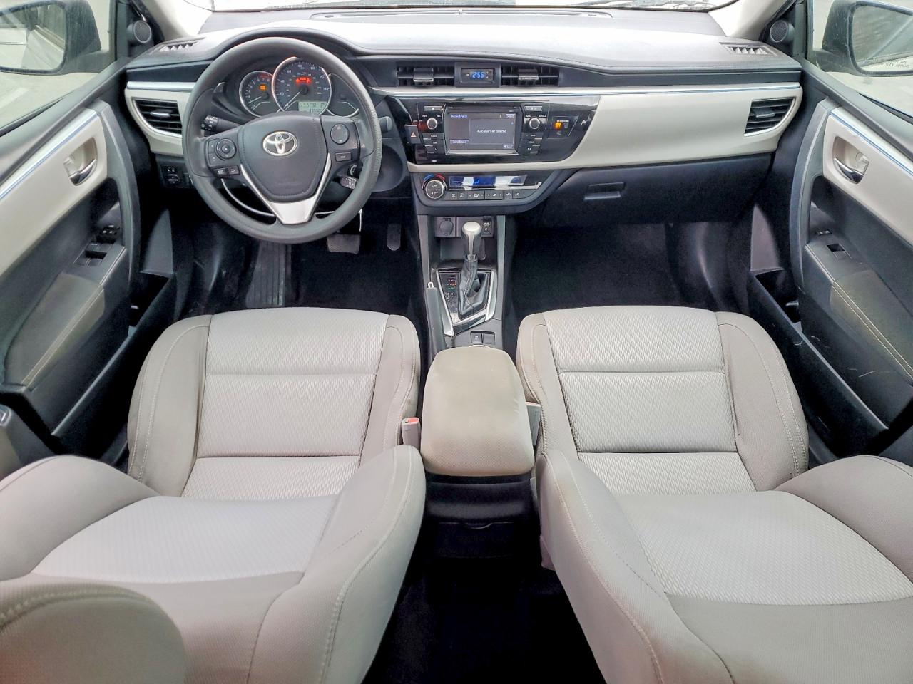 2016 TOYOTA COROLLA L photo 15