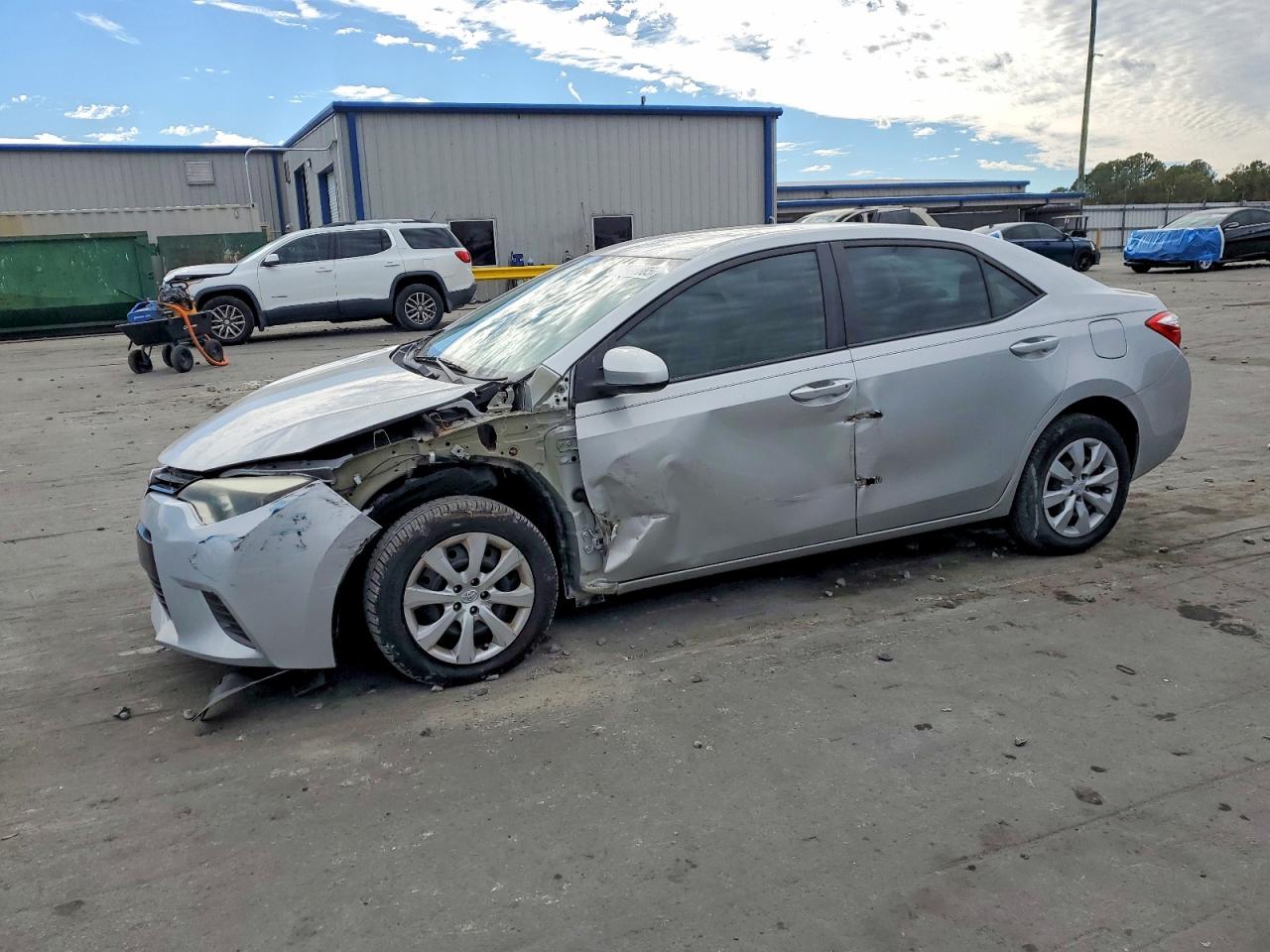 2016 TOYOTA COROLLA