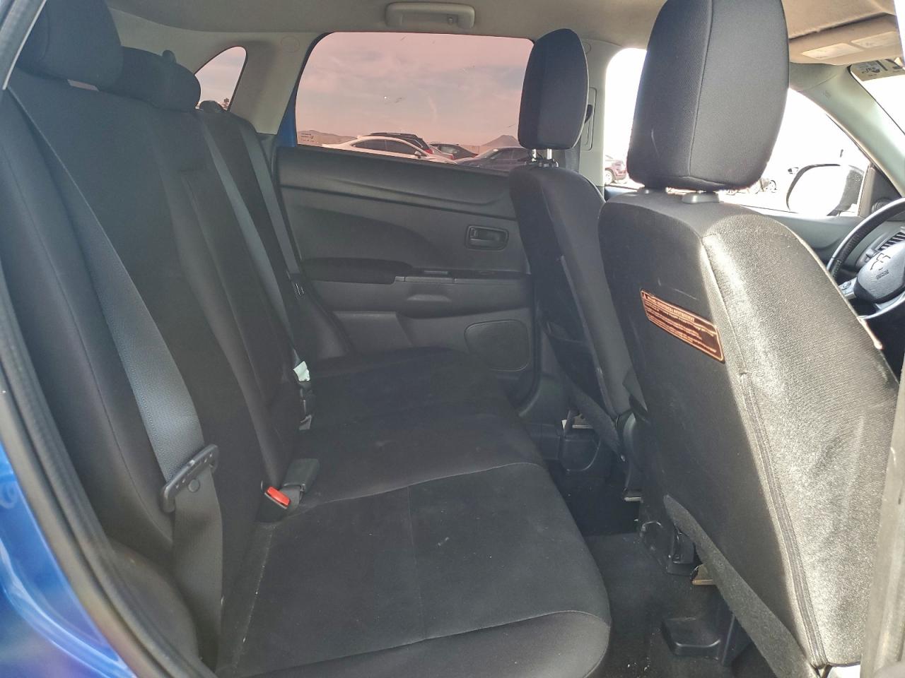2015 MITSUBISHI OUTLANDER SPORT ES photo 10