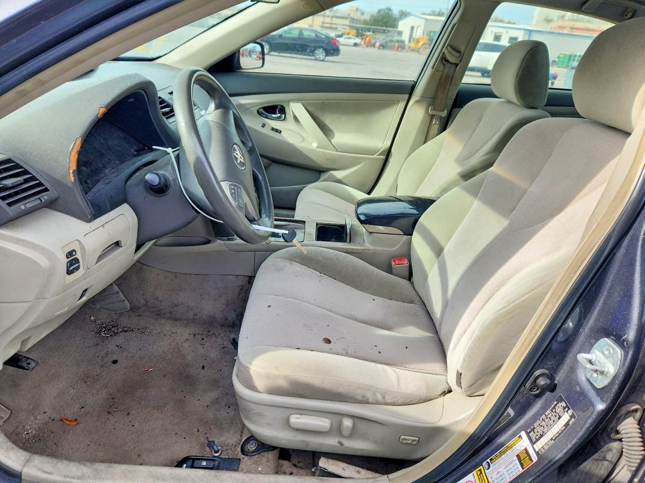 2010 TOYOTA CAMRY BASE photo 13
