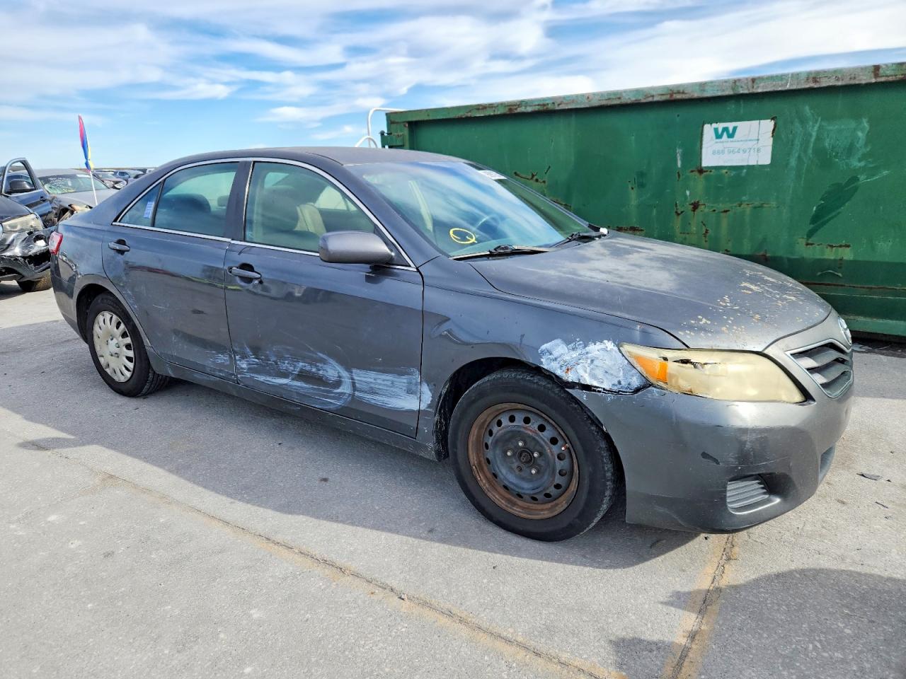 2010 TOYOTA CAMRY BASE photo 7
