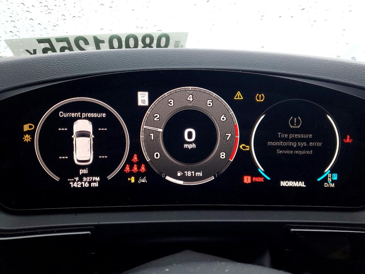 2024 PORSCHE CAYENNE photo 9