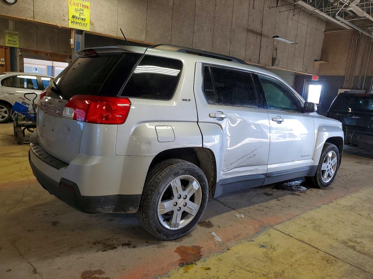 2013 GMC TERRAIN SLT photo 5