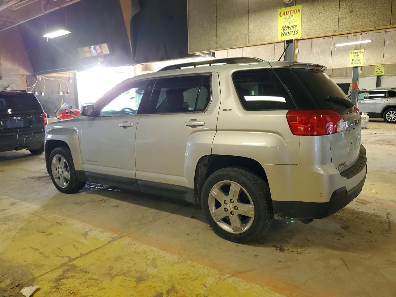 2013 GMC TERRAIN SLT photo 3