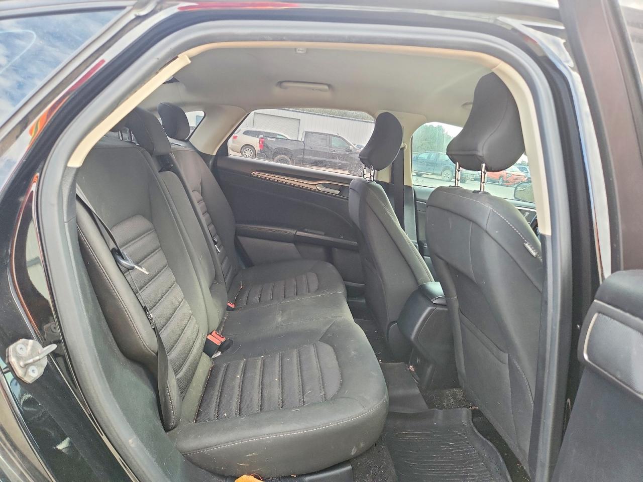 2018 FORD FUSION SE photo 10