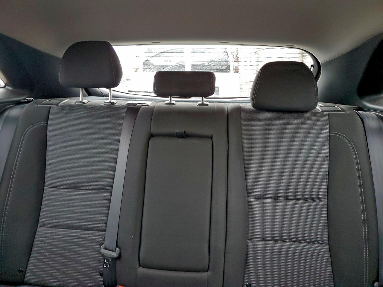 2017 HYUNDAI ELANTRA GT photo 10