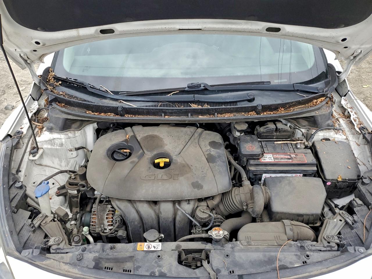 2017 HYUNDAI ELANTRA GT photo 12