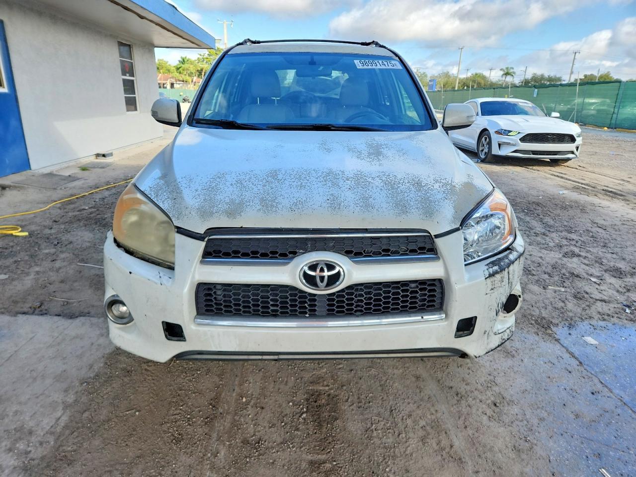 2010 TOYOTA RAV4 LIMITED photo 5
