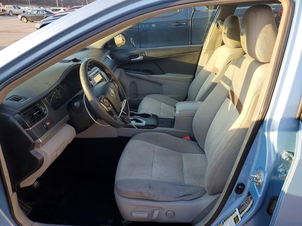 2013 TOYOTA CAMRY L photo 7