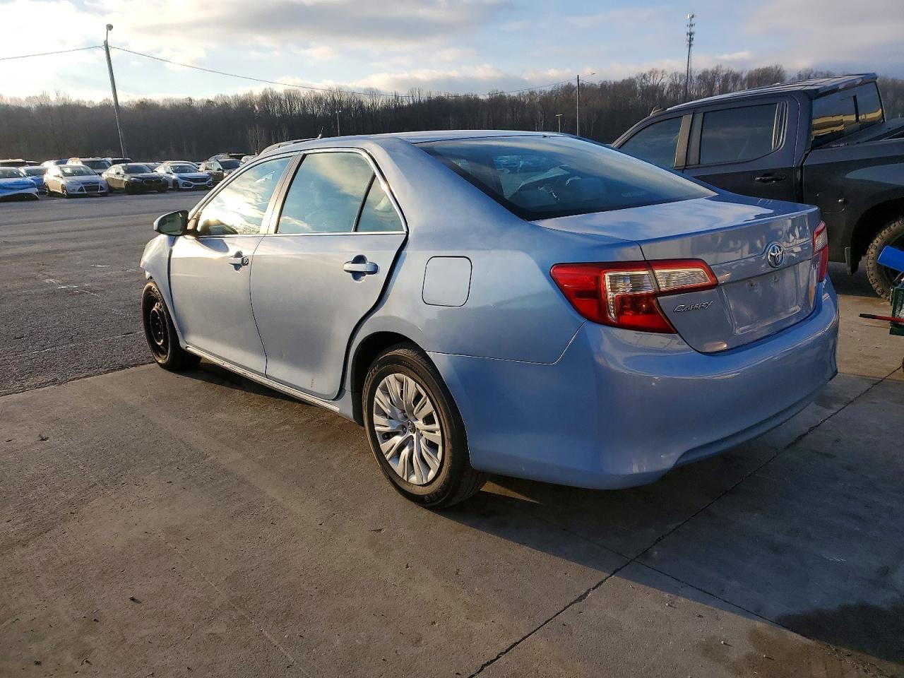 2013 TOYOTA CAMRY L photo 2