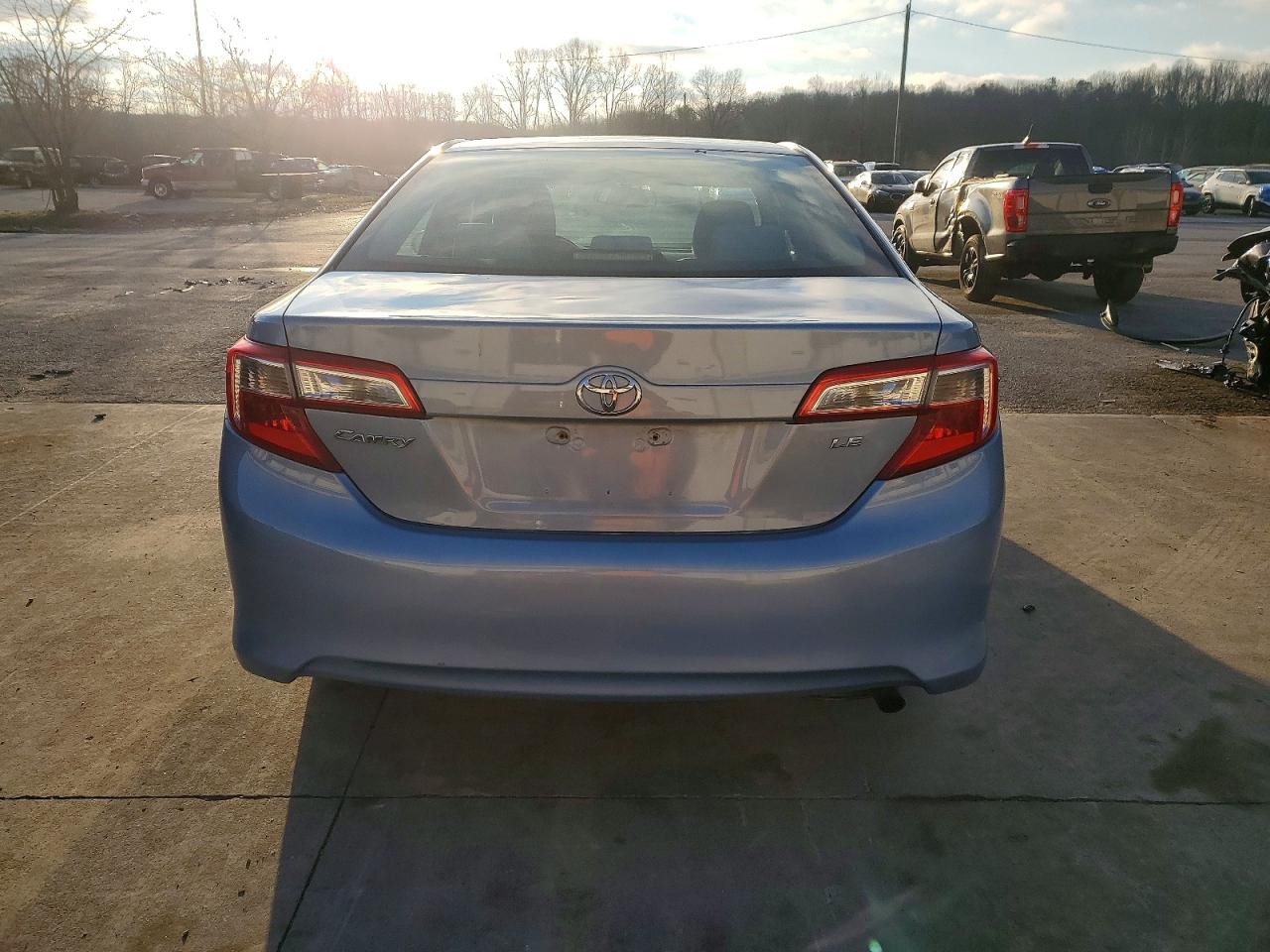 2013 TOYOTA CAMRY L photo 6