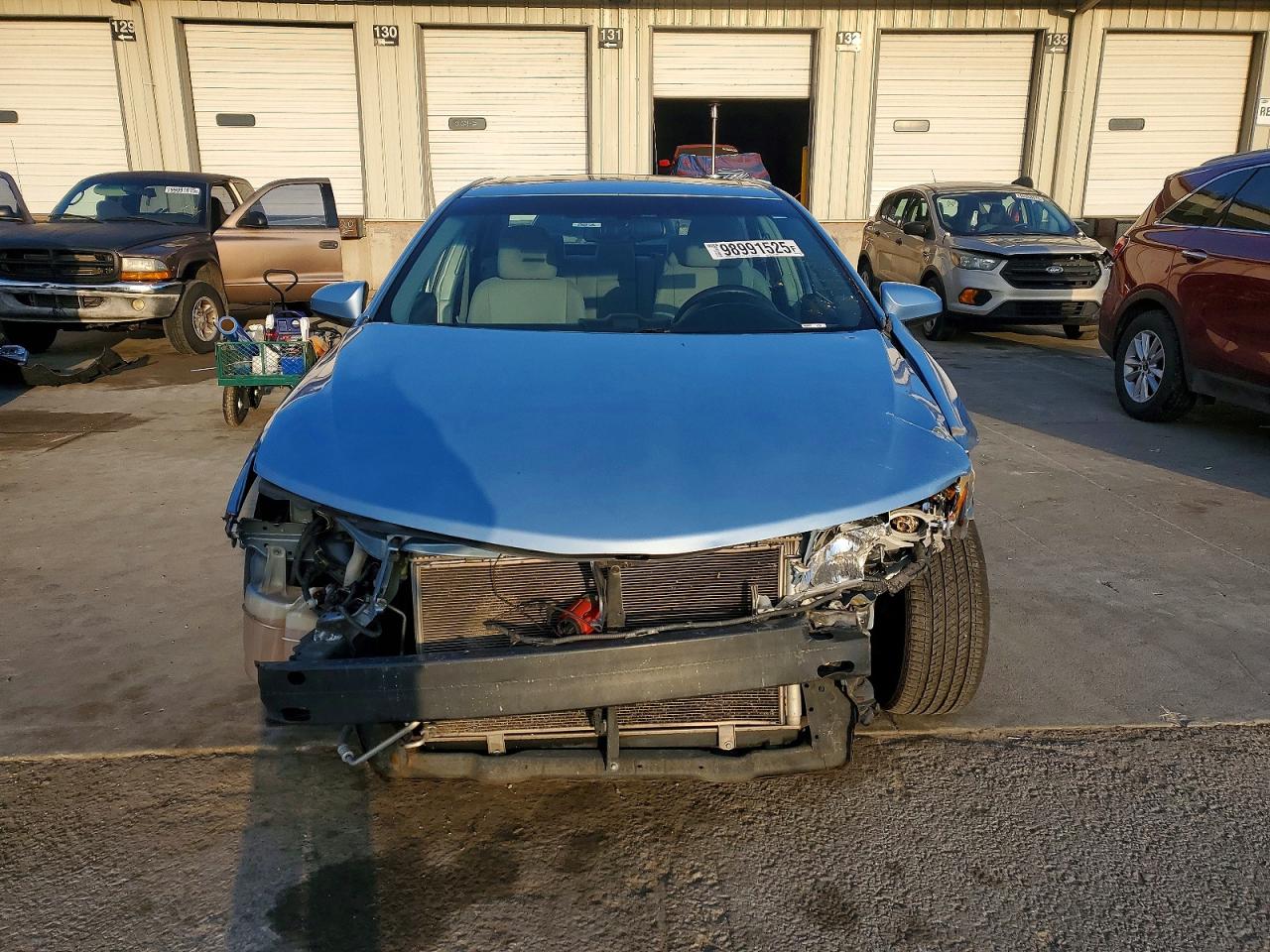 2013 TOYOTA CAMRY L photo 5