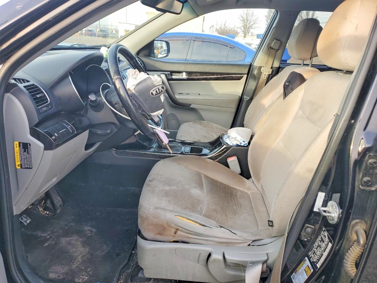 2014 KIA SORENTO LX photo 7