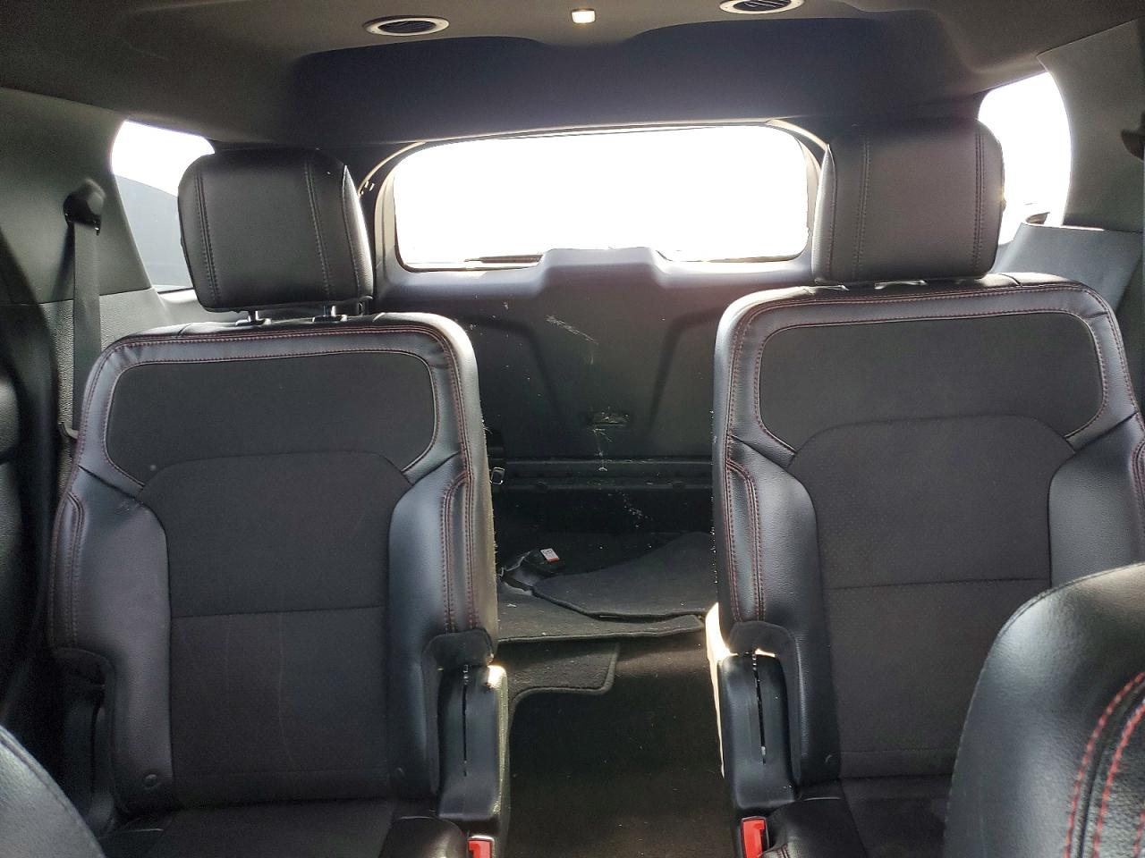 2018 FORD EXPLORER XLT photo 10