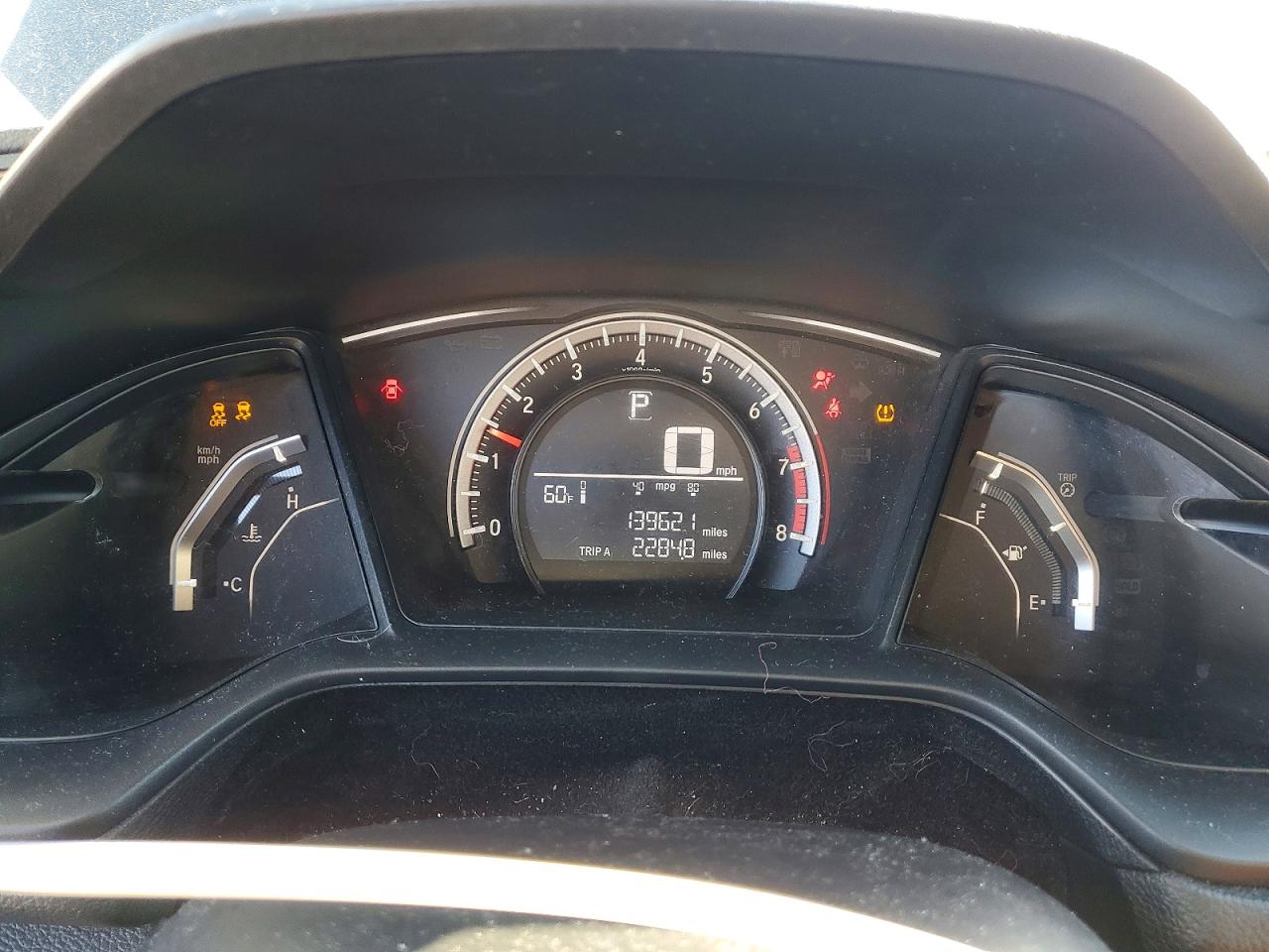 2016 HONDA CIVIC LX photo 9