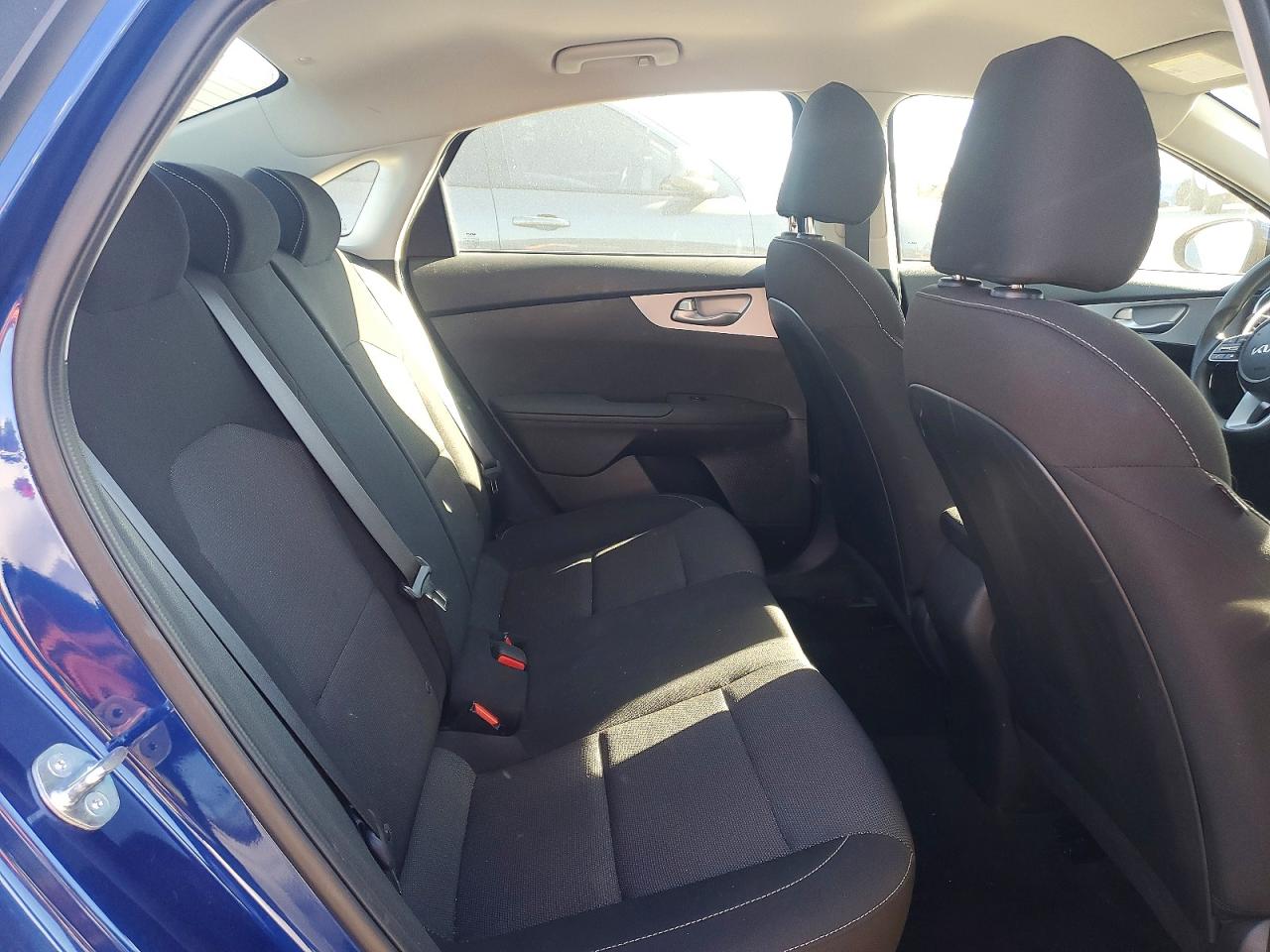 2024 KIA FORTE LX photo 10